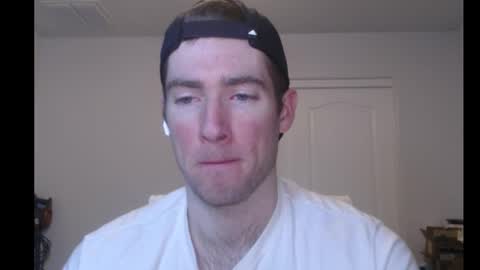 Snapshot of al3xzanderth3gr3at chatting on January 19, 2026, 7:45 am Alex online show from January 19, 2026, 7:45 am