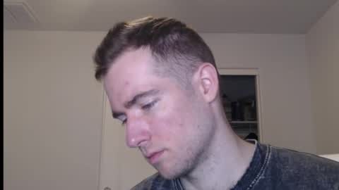 Snapshot of al3xzanderth3gr3at chatting on February 21, 2026, 10:22 pm Alex online show from February 21, 2026, 10:22 pm