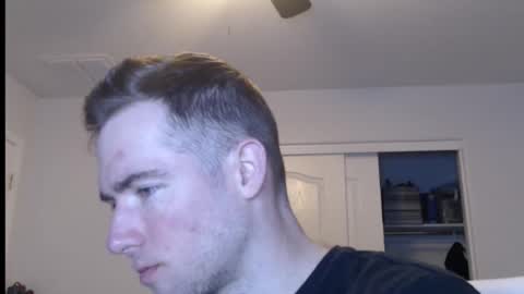 Snapshot of al3xzanderth3gr3at chatting on February 22, 2026, 9:57 pm Alex online show from February 22, 2026, 9:57 pm