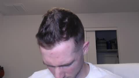 Snapshot of al3xzanderth3gr3at chatting on March 7, 2026, 11:35 pm Alex online show from March 7, 2026, 11:35 pm