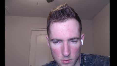 Snapshot of al3xzanderth3gr3at chatting on March 9, 2026, 6:06 am Alex online show from March 9, 2026, 6:06 am