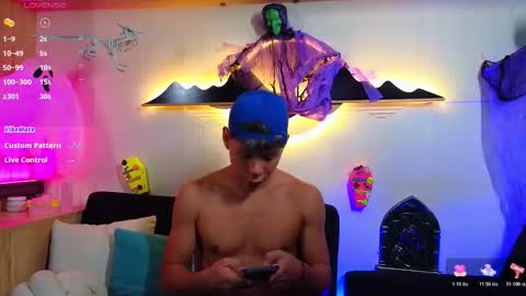 Snapshot of al_miko chatting on November 3, 2025, 12:13 am Al Fox Miko Fortuni online show from November 3, 2025, 12:13 am