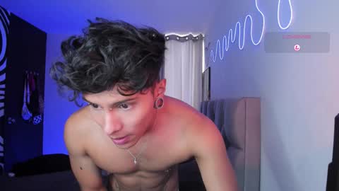 Ander uwu online show from November 24, 2025, 8:08 pm