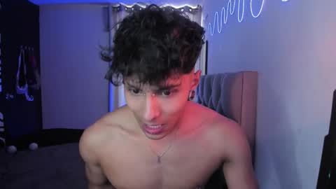 Ander uwu online show from December 2, 2025, 7:20 pm