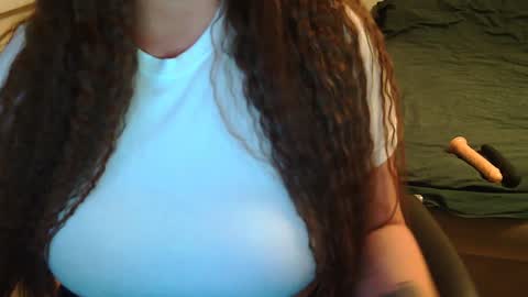 Snapshot of alabama1_ chatting on December 10, 2024, 3:44 pm Alisha online show from December 10, 2024, 3:44 pm