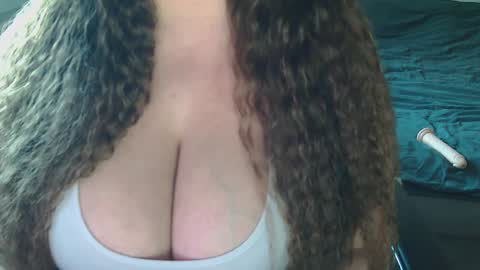 Snapshot of alabama1_ chatting on February 5, 2025, 12:49 pm Alisha online show from February 5, 2025, 12:49 pm