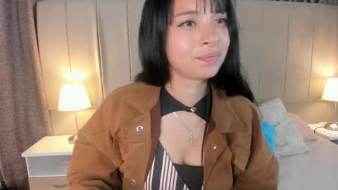 Snapshot of alahia_hank chatting on November 2, 2025, 7:27 pm alahia_hank online show from November 2, 2025, 7:27 pm