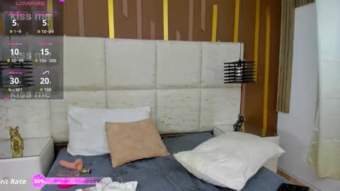 AlahiaEvanss online show from May 19, 2026, 3:02 am