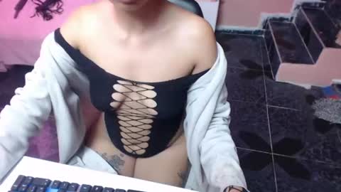 Snapshot of alaia_blue1 chatting on July 28, 2026, 7:39 pm alaia_blue1 online show from July 28, 2026, 7:39 pm