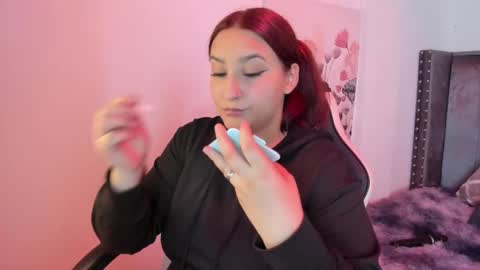 Snapshot of alaia_carter chatting on October 17, 2025, 1:53 am Alaia Carter online show from October 17, 2025, 1:53 am