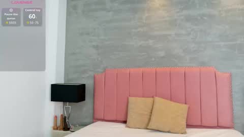 alaia_colins online show from February 27, 2026, 1:05 am