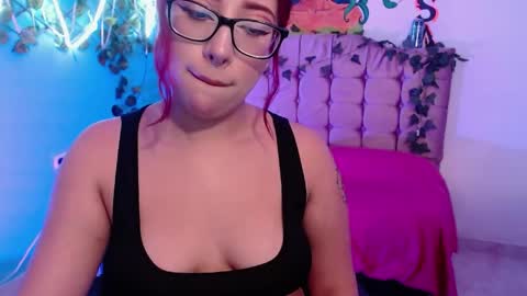 alaia online show from April 14, 2026, 1:50 pm