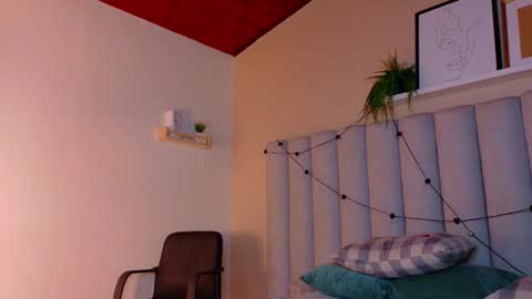  Alaia  online show from January 13, 2026, 11:37 am