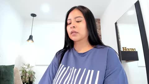     online show from September 8, 2025, 7:13 pm