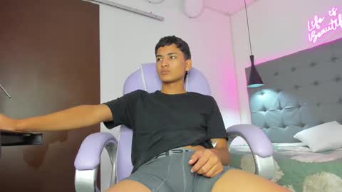 Alam online show from November 4, 2025, 2:16 pm