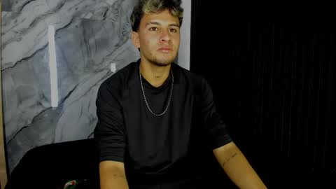 alan__smith online show from November 19, 2025, 7:58 pm