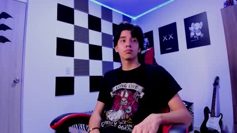 Alan Boy online show from November 7, 2025, 11:43 am