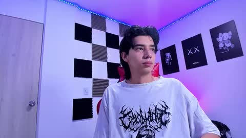 Snapshot of alan_boy01 chatting on February 21, 2026, 11:22 am Alan Boy online show from February 21, 2026, 11:22 am