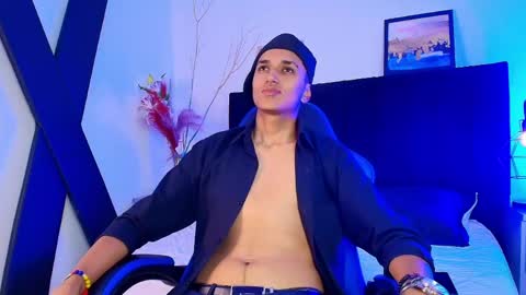 alan_colthon online show from April 19, 2026, 4:23 am