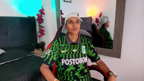 alan_colthon online show from April 20, 2026, 8:10 pm