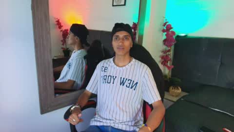 alan_colthon online show from April 25, 2026, 3:53 am