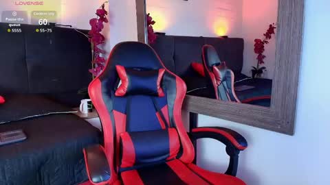 alan_colthon online show from May 22, 2026, 5:58 am