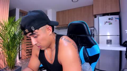 Snapshot of alan_greek_1 chatting on January 18, 2026, 1:42 am Alan greek online show from January 18, 2026, 1:42 am