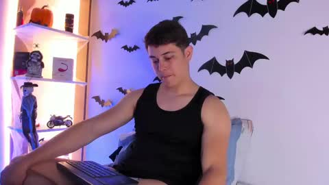 Snapshot of alan_hadid1 chatting on October 27, 2025, 9:52 pm Alan Hadid online show from October 27, 2025, 9:52 pm