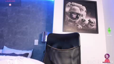 Snapshot of alan_morrys chatting on December 15, 2024, 3:56 am alan_morrys online show from December 15, 2024, 3:56 am