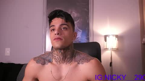 alan_morrys online show from April 15, 2026, 12:50 am