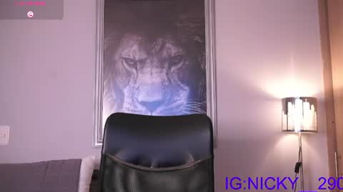 alan_morrys online show from June 12, 2026, 1:59 am