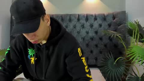 Alan online show from October 22, 2025, 1:00 pm