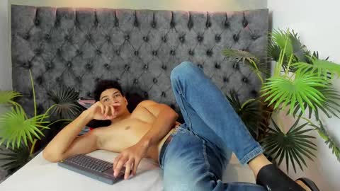 Alan online show from October 24, 2025, 1:18 pm