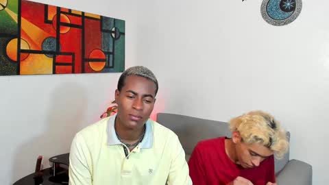 Snapshot of alan_scot chatting on December 25, 2024, 2:14 am Alan and Criss - WE JUST FRIENDS WITH BENEFITS BOTH VERS online show from December 25, 2024, 2:14 am