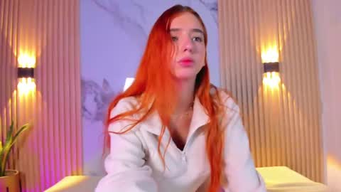 Snapshot of alana_333 chatting on October 28, 2025, 11:25 am A L A N A online show from October 28, 2025, 11:25 am