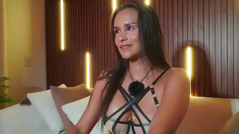 Alana online show from June 1, 2026, 4:47 am