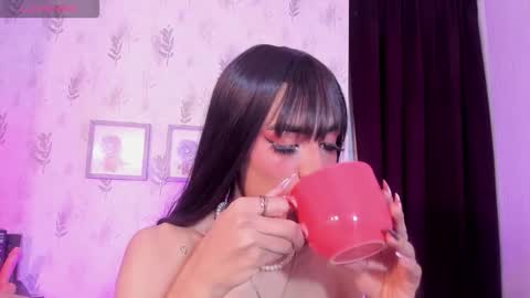 Snapshot of alana_madison10 chatting on October 29, 2025, 4:59 am alana madison online show from October 29, 2025, 4:59 am