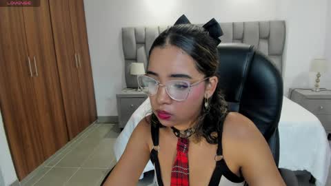 alana  online show from May 26, 2026, 7:10 pm