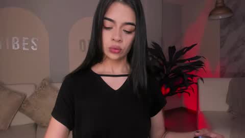 Alana online show from November 18, 2025, 11:58 am