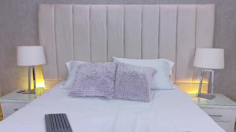 Snapshot of alanah_grey chatting on October 16, 2025, 7:48 pm Alanah Bustamante online show from October 16, 2025, 7:48 pm