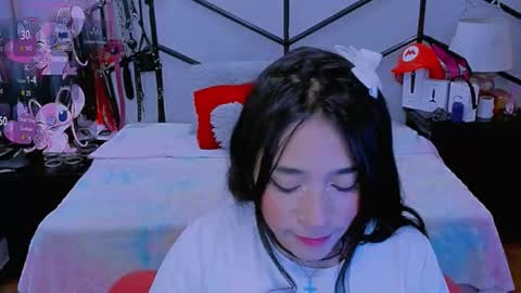 Alana online show from December 22, 2025, 6:49 pm