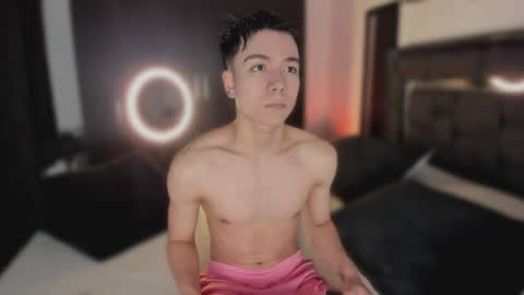 alanblack1 online show from March 17, 2026, 11:02 am