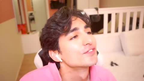 idenavarre online show from January 16, 2026, 3:27 pm