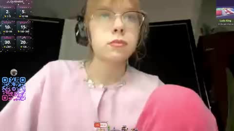 Stella online show from October 5, 2025, 1:20 pm