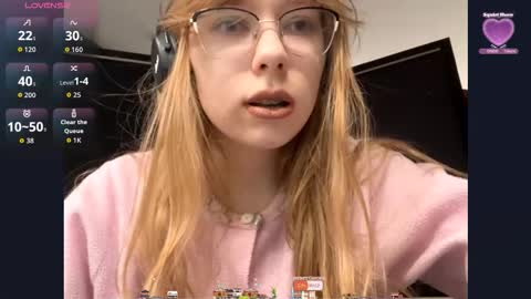 Stella online show from October 12, 2025, 7:40 am