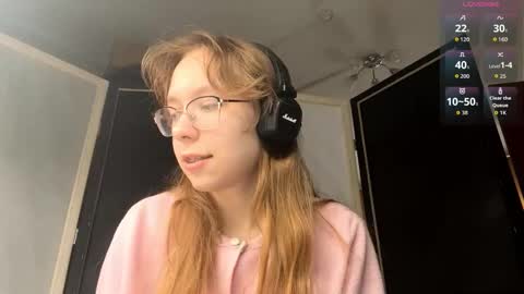 Stella online show from October 31, 2025, 8:04 am