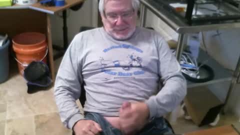 Snapshot of alanlee10allen chatting on November 25, 2025, 2:39 pm Alanlee10allen online show from November 25, 2025, 2:39 pm