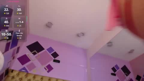 Alanna Fox  online show from November 10, 2025, 8:19 pm