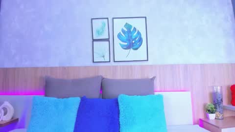 Snapshot of alanna_hank chatting on November 29, 2025, 3:20 am Alanna online show from November 29, 2025, 3:20 am