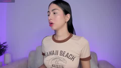 Snapshot of alannah__ chatting on November 15, 2025, 11:18 am online show from November 15, 2025, 11:18 am